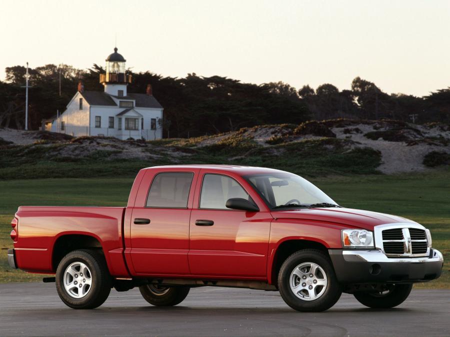  Dodge Dakota Quad Cab 2004 года  (фото 5 из 11)